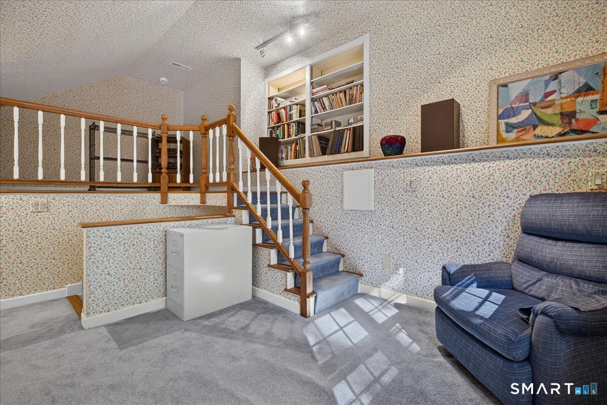 40 Eaton Woods Road, Unit 40 Hamden, CT 06518 - Photo 9 of 40