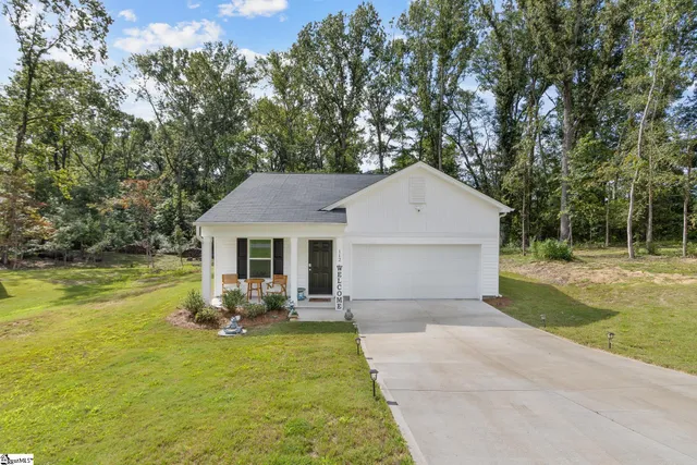 $215,000 | 112 Heather Glen Lane, Clinton, SC 29325