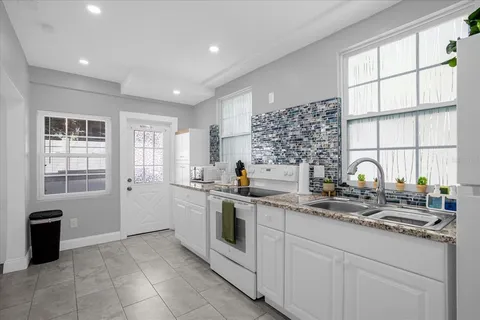 $899,900 | 306 Marshall Street, Clearwater, FL 33755