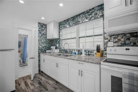 $899,900 | 306 Marshall Street, Clearwater, FL 33755