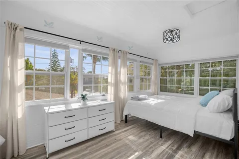 $899,900 | 306 Marshall Street, Clearwater, FL 33755