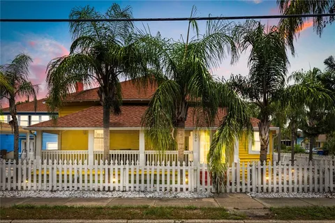 $899,900 | 306 Marshall Street, Clearwater, FL 33755