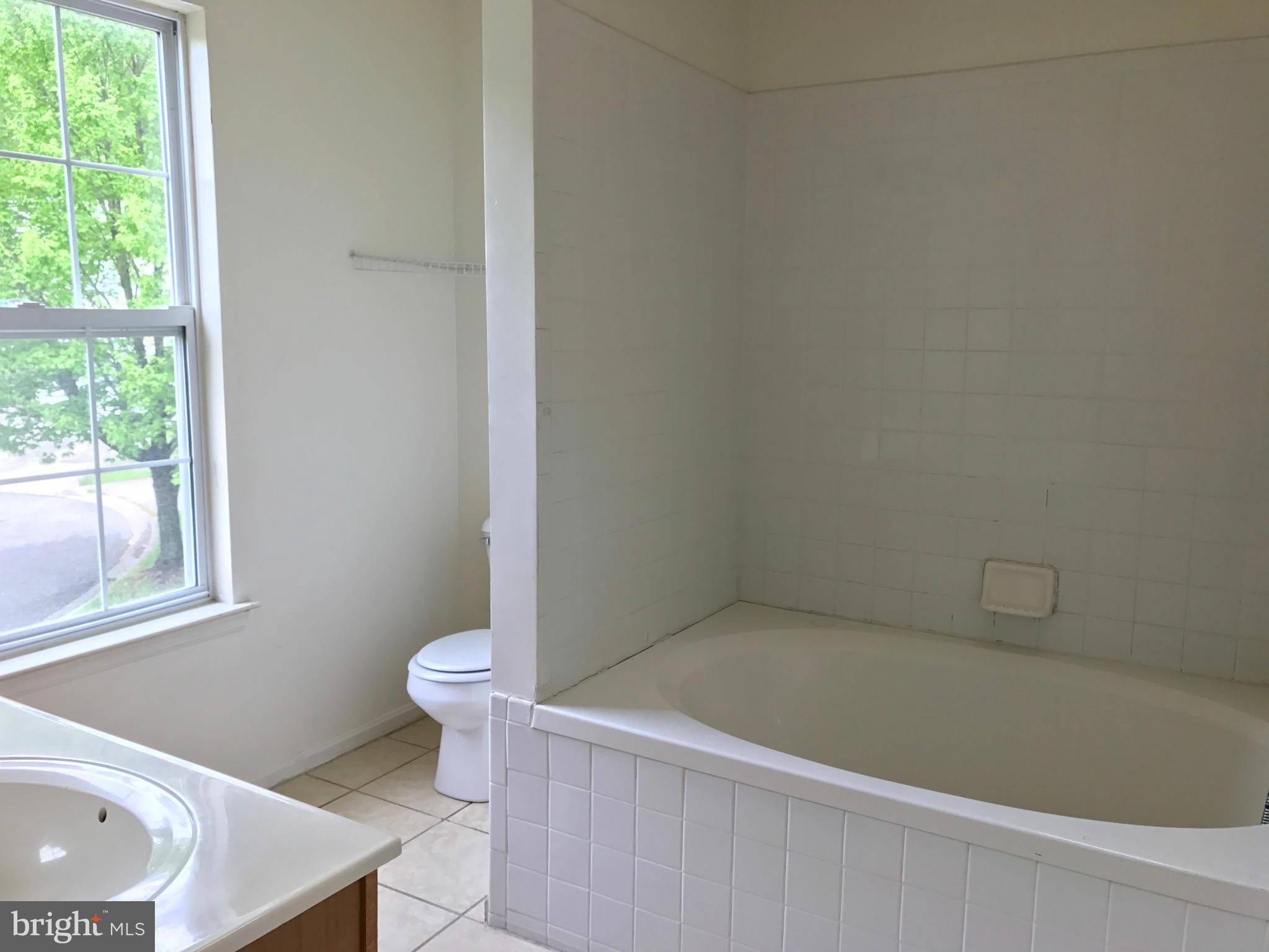 3511 Heidi Lane Springdale, MD 20721 - Photo 8 of 16 Bath (Master)