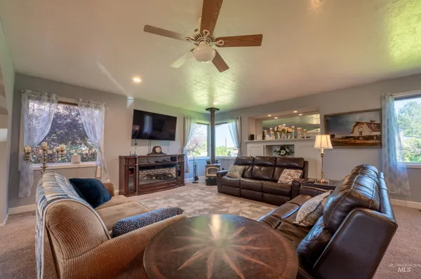 $619,000 | 2 East 500 South, Jerome, ID 83338