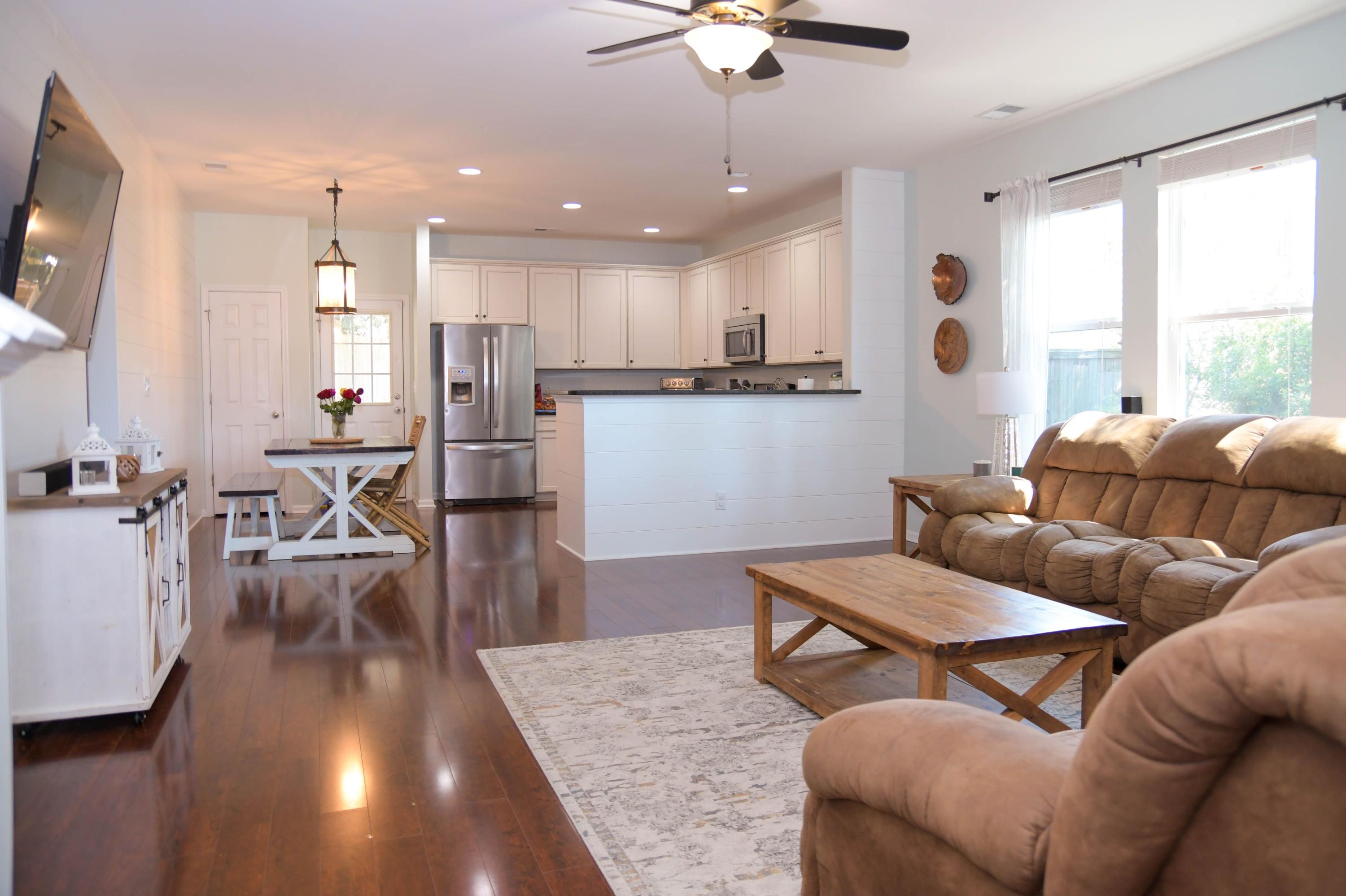 3636 Locklear Lane Mount Pleasant, SC 29466 - Photo 8 of 22 Family room