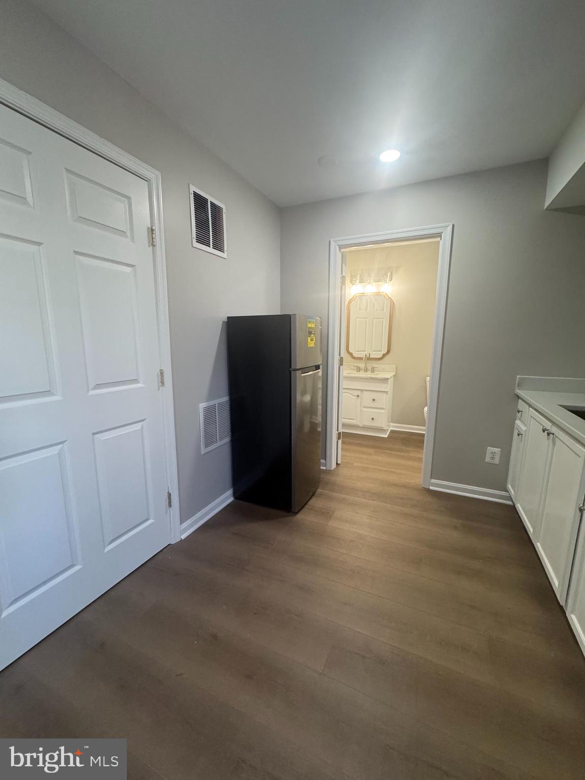 8617 Webster Tavern Way Manassas, VA 20109 - Photo 13 of 26
