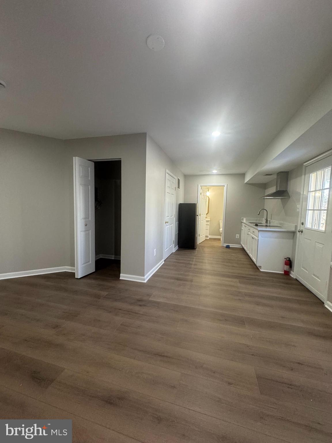 8617 Webster Tavern Way Manassas, VA 20109 - Photo 7 of 26