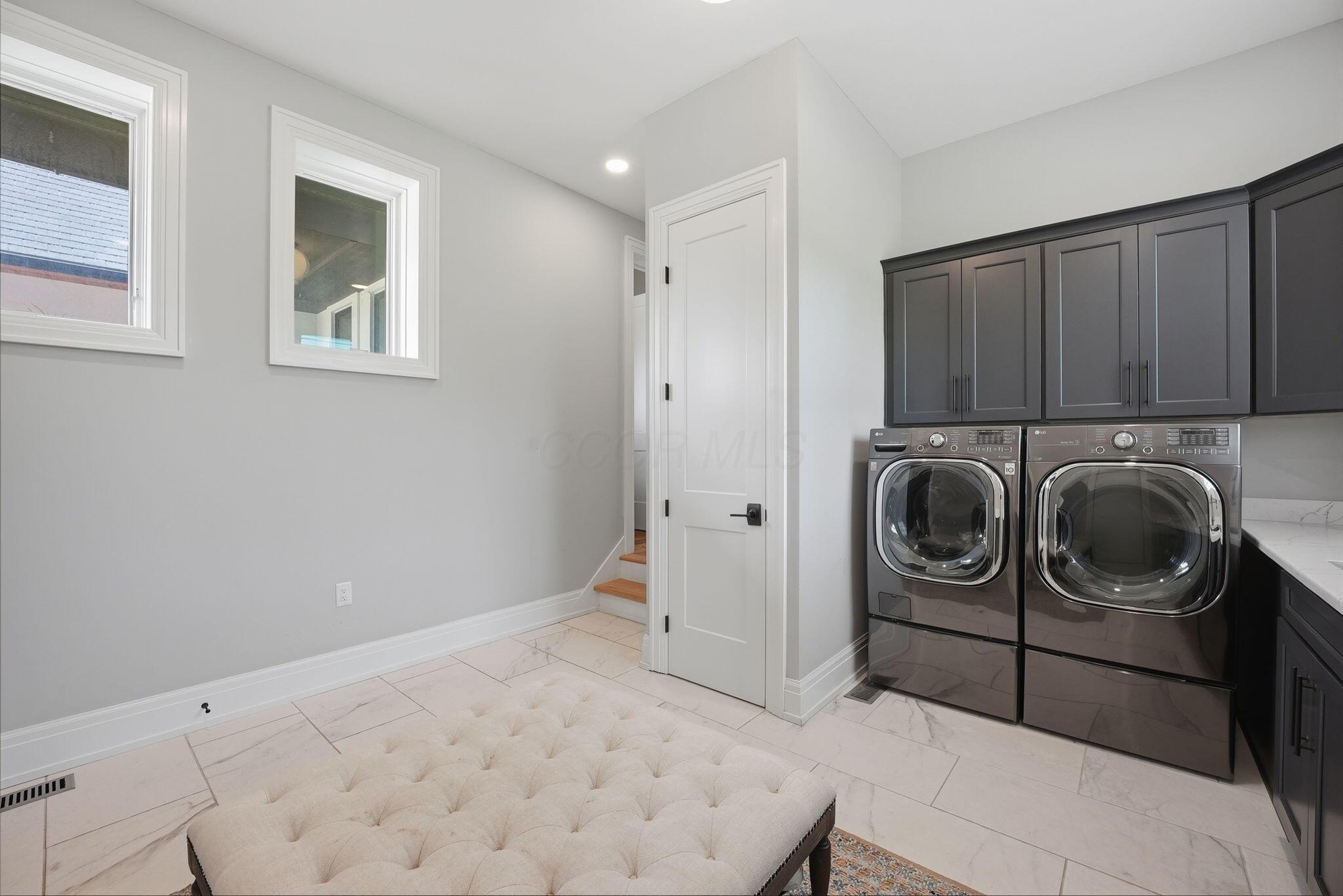 10122 Concord Road Dublin, OH 43017 - Photo 41 of 119 Laundry / Mudroom