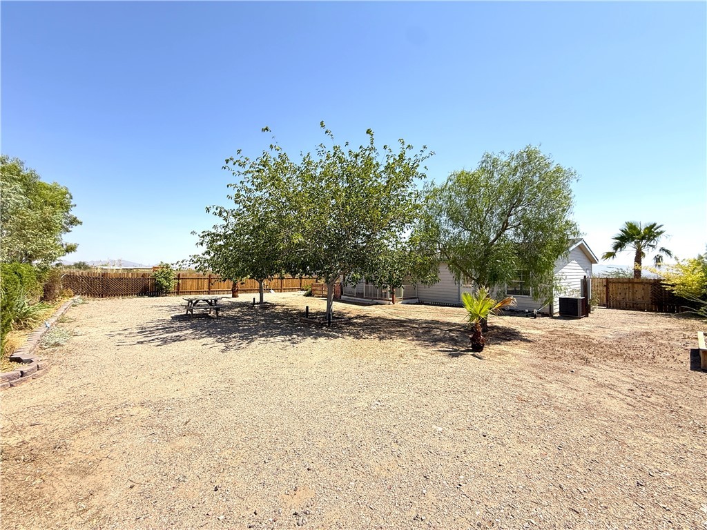 645 South Elfrida Road Golden Valley, AZ 86413 - Photo 44 of 44 Yard
