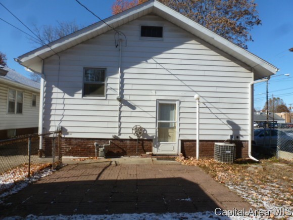 1704 South State Street Springfield, IL 62704 - Photo 10 of 11