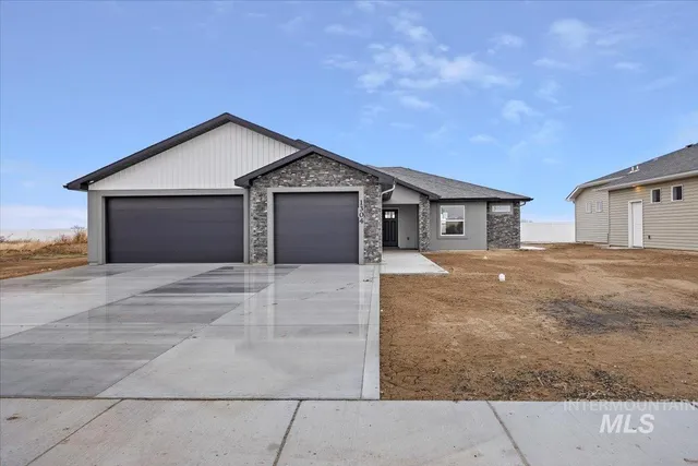$430,000 | 1304 20th Avenue East, Jerome, ID 83338