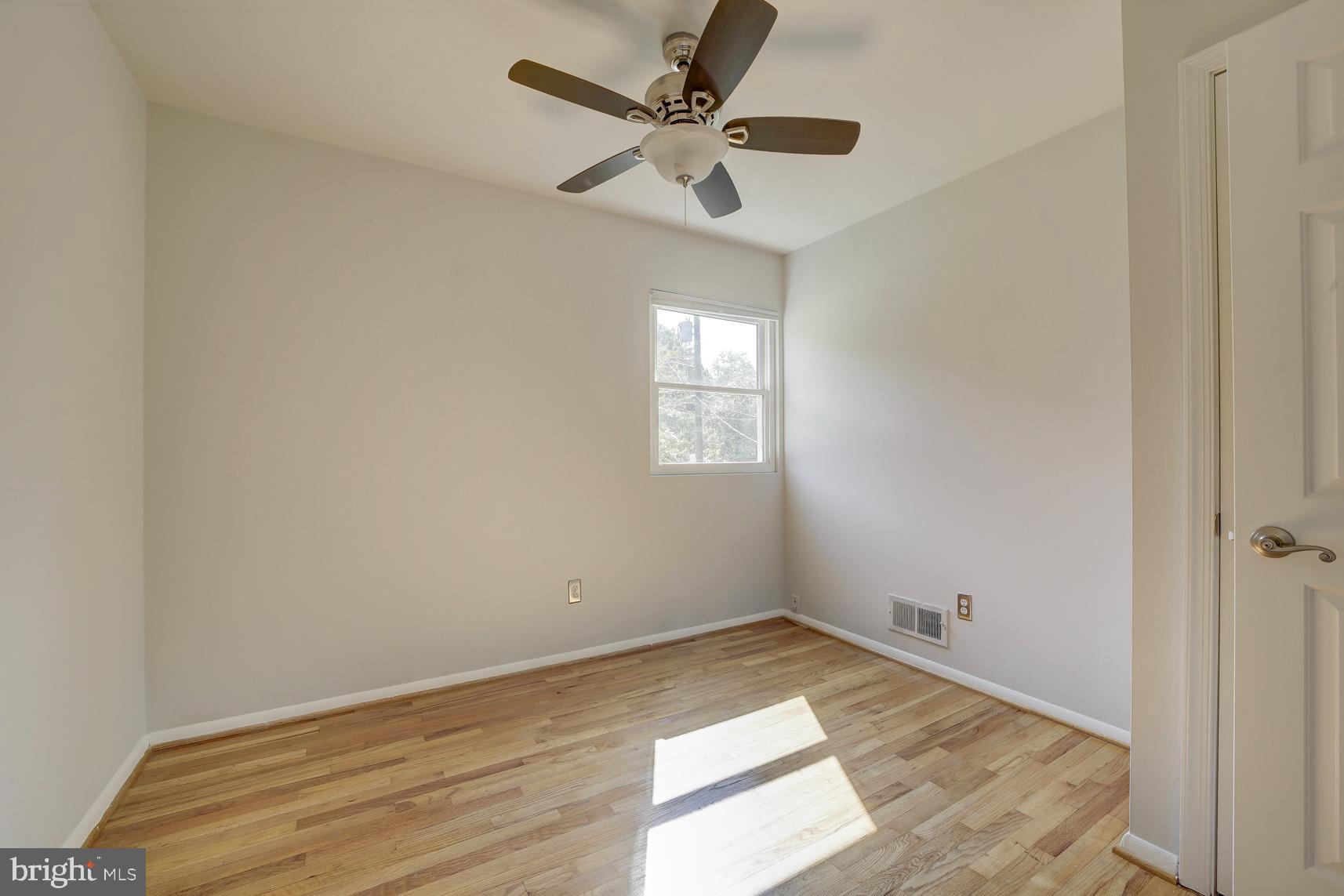 8112 Karl Road Alexandria, VA 22308 - Photo 17 of 30 Third Bedroom