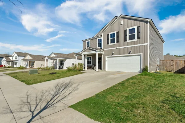 $3,000 | 606 Fisher Lane, Summerville, SC 29486
