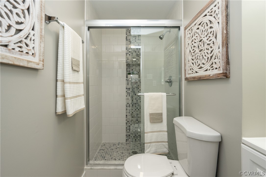 8806 Pepperidge Road Chesterfield, VA 23236 - Photo 14 of 29 Gallery Image 14