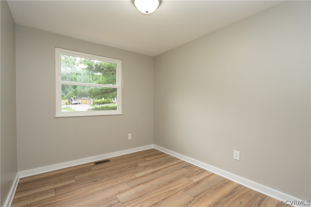 8806 Pepperidge Road Chesterfield, VA 23236 - Photo 17 of 29 Gallery Image 17