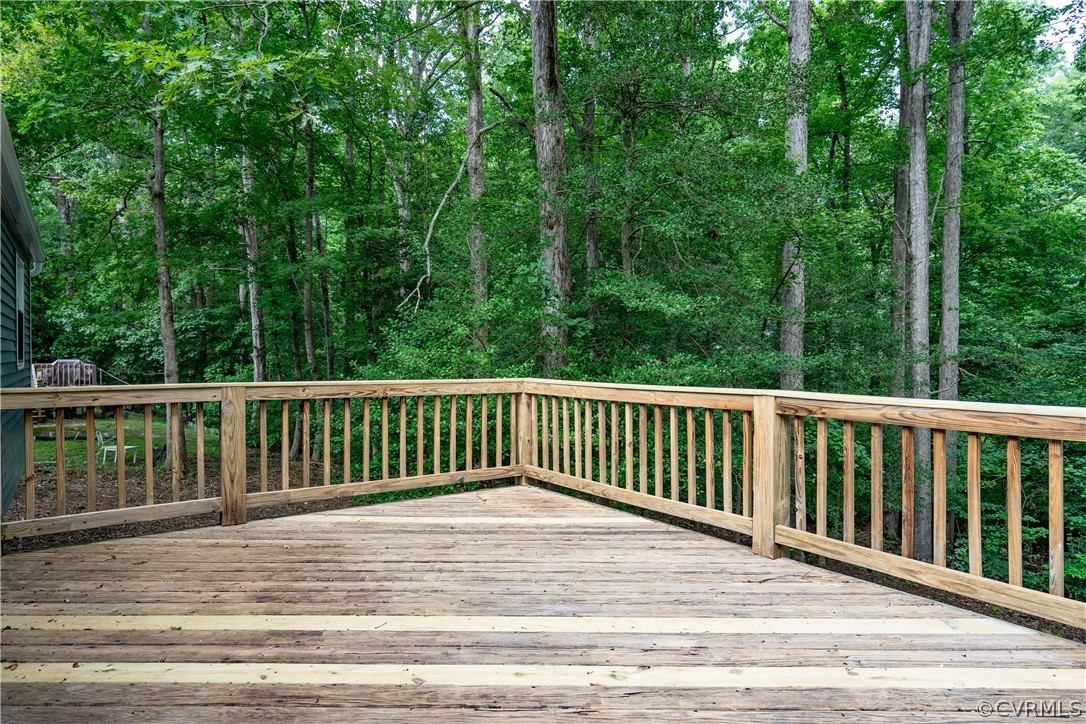 8806 Pepperidge Road Chesterfield, VA 23236 - Photo 27 of 29 Gallery Image 27