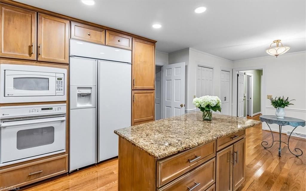 1109 Westridge Road Greensboro, NC 27410 - Photo 12 of 47