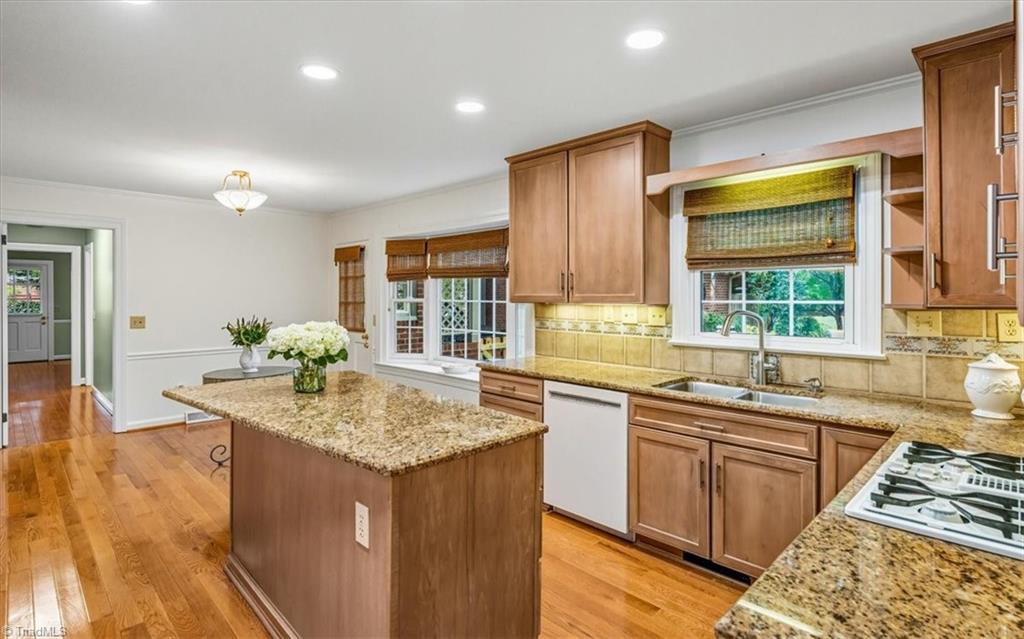 1109 Westridge Road Greensboro, NC 27410 - Photo 13 of 47