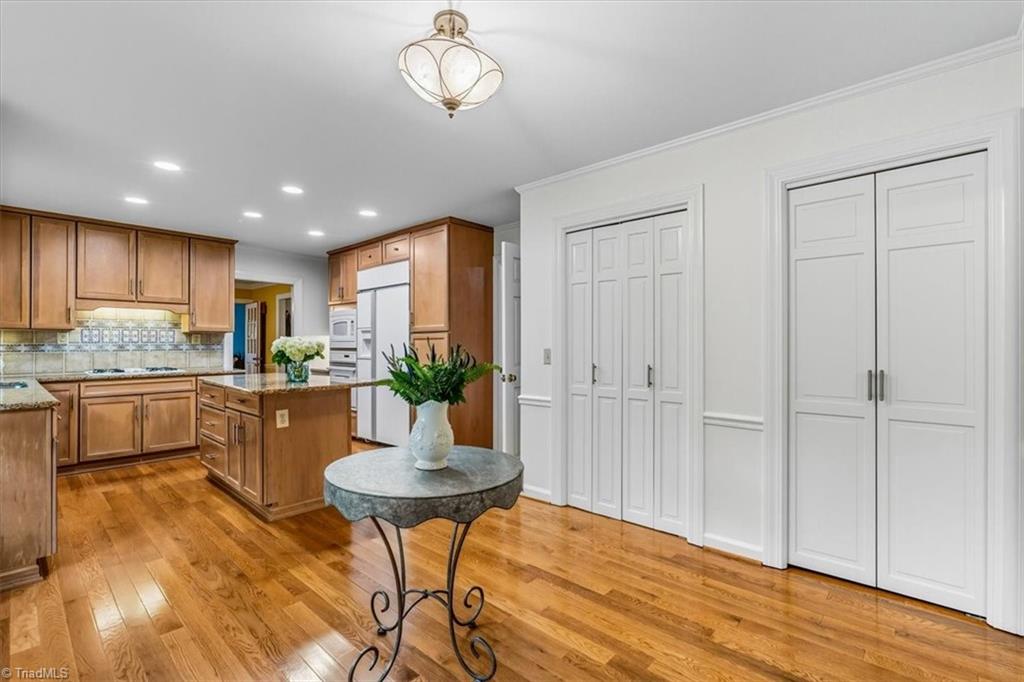 1109 Westridge Road Greensboro, NC 27410 - Photo 15 of 47