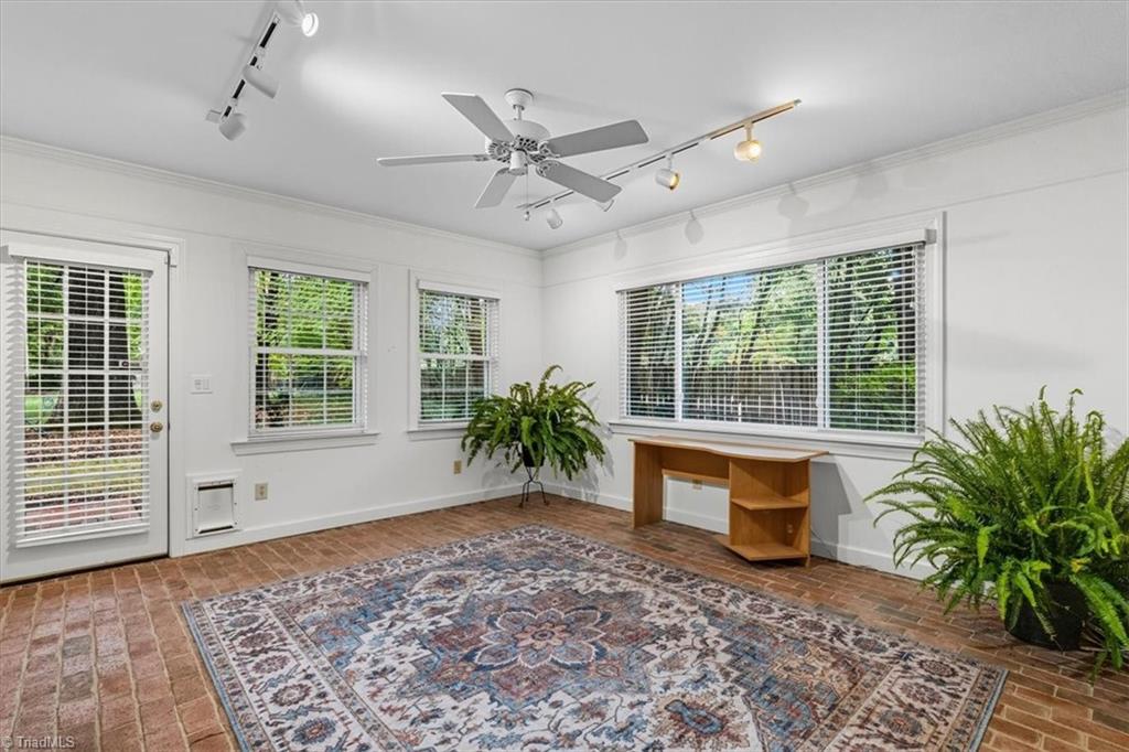 1109 Westridge Road Greensboro, NC 27410 - Photo 23 of 47