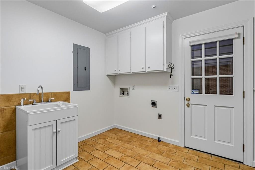 1109 Westridge Road Greensboro, NC 27410 - Photo 36 of 47