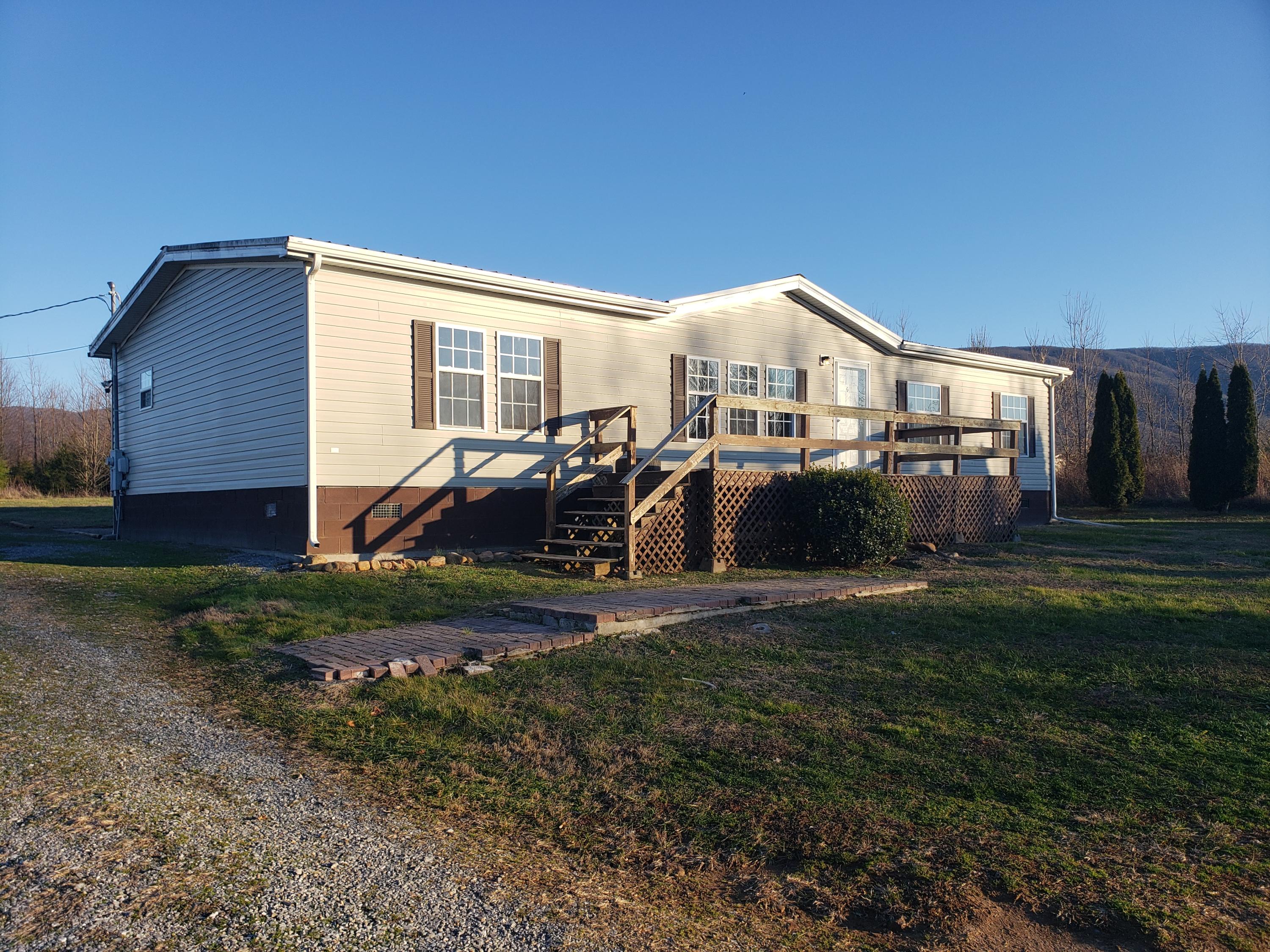 475 Ricker Road Greeneville, TN 37743 - Photo 3 of 23 20191231_163406