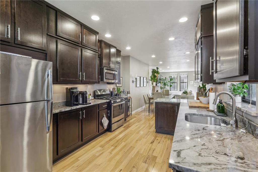 5853 Pierce Street Pittsburgh, PA 15232 - Photo 13 of 27