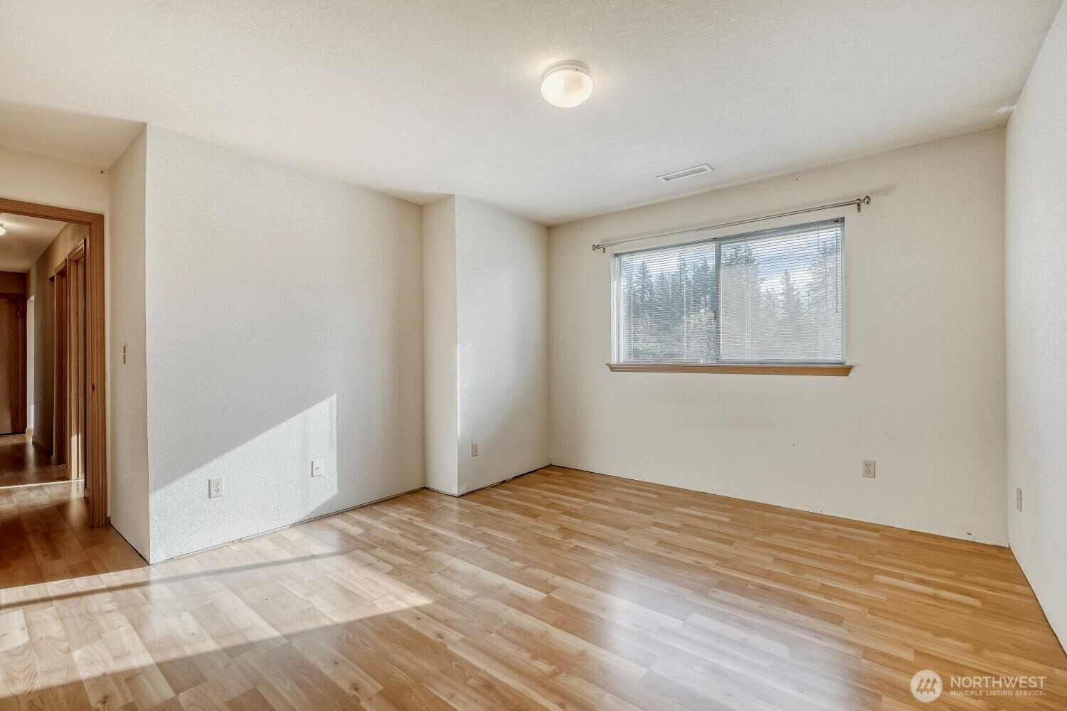 21237 Southeast 280th Street Maple Valley, WA 98038 - Photo 12 of 26