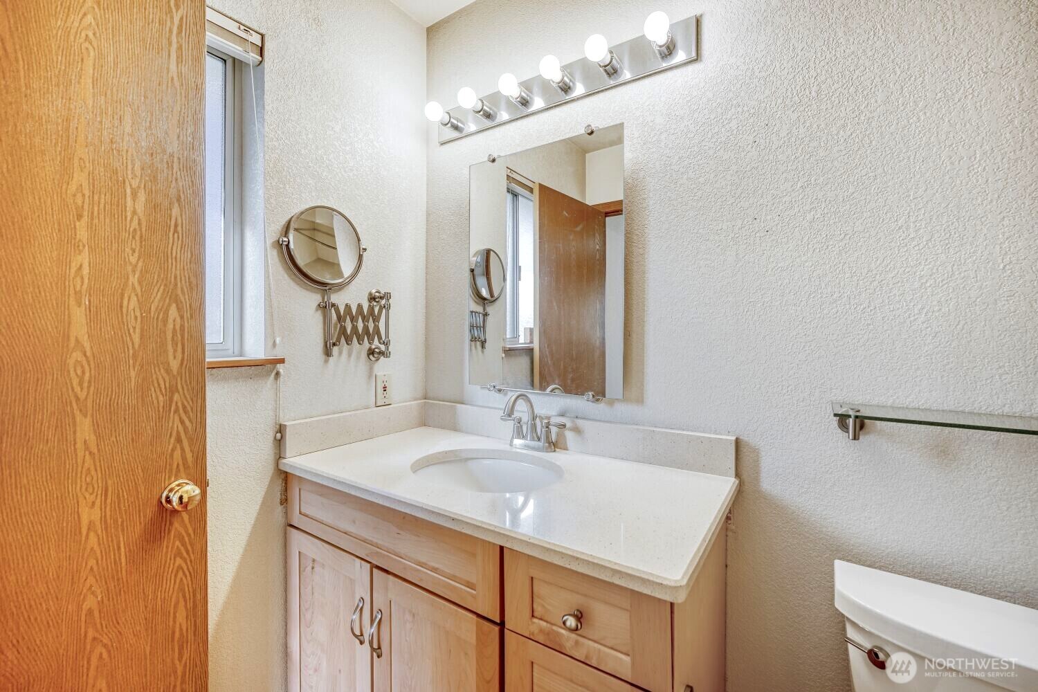 21237 Southeast 280th Street Maple Valley, WA 98038 - Photo 13 of 26