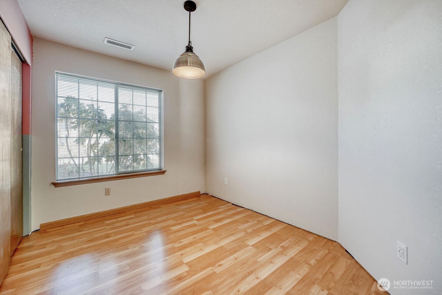 21237 Southeast 280th Street Maple Valley, WA 98038 - Photo 17 of 26