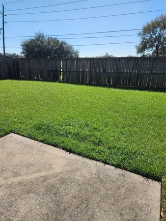 $2,100 | 18407 Brenwood Manor Drive, Katy, TX 77449