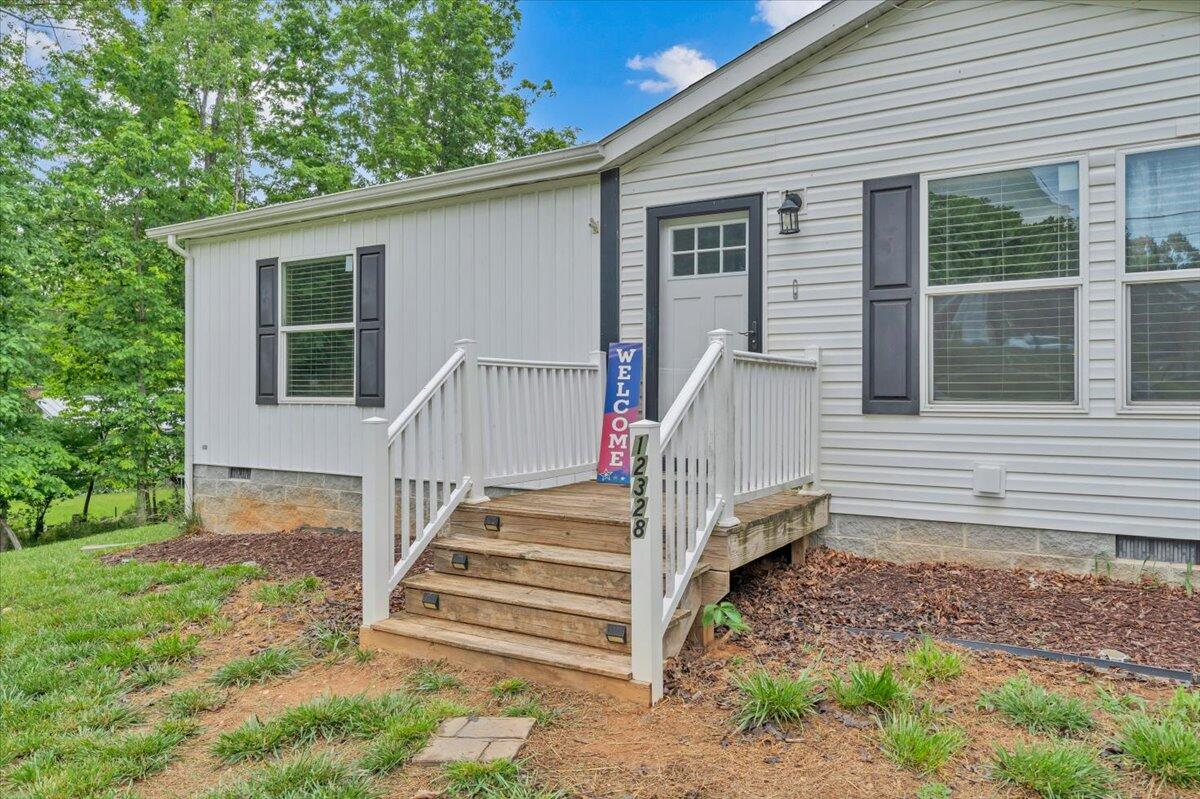12328 Hardy Road Hardy, VA 24101 - Photo 3 of 53 03-MIB01872-R5