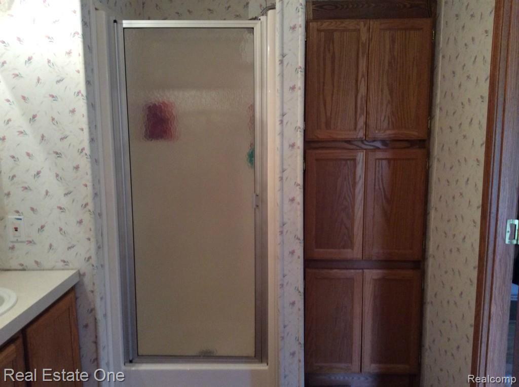 12607 Hyne Road Brighton, MI 48114 - Photo 18 of 27