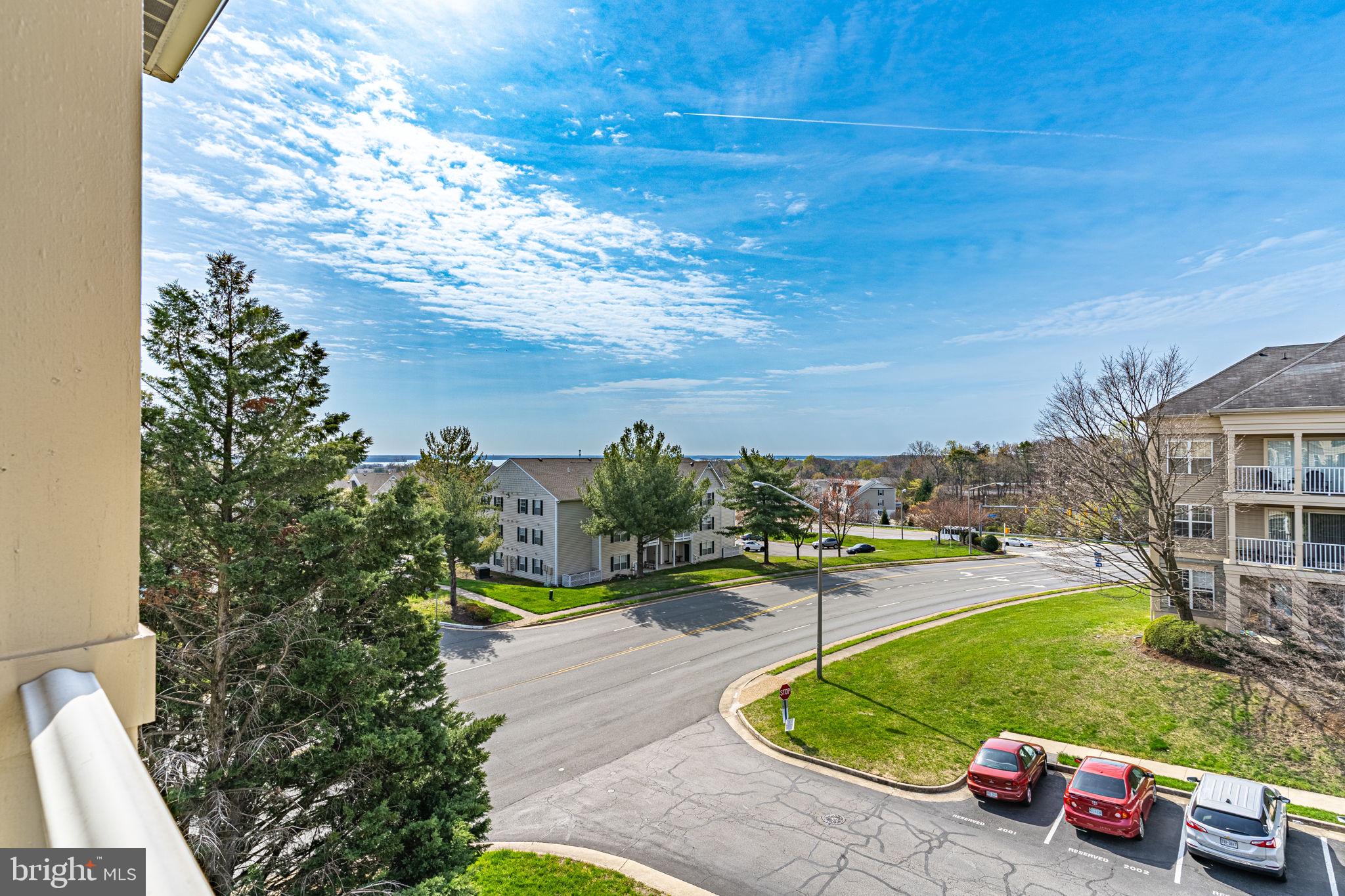 1067 Gardenview Loop, Unit 304 Woodbridge, VA 22191 - Photo 29 of 36 a view of a street with houses