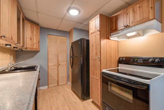 $1,450 | 1560 Douglas Avenue, Unit E58, North Providence, RI 02904