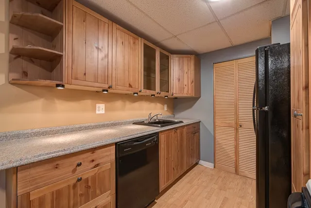 $1,450 | 1560 Douglas Avenue, Unit E58, North Providence, RI 02904