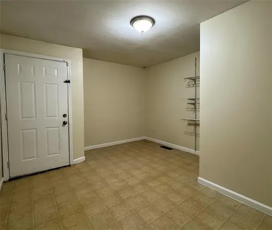an empty room with a empty space