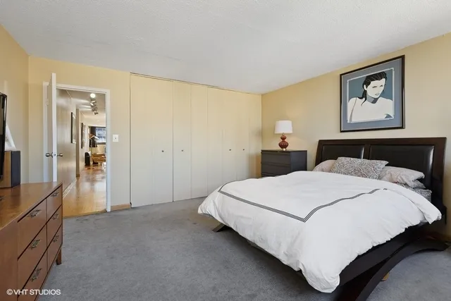 $2,250 | 30 East Division Street, Unit 15A, Chicago, IL 60610