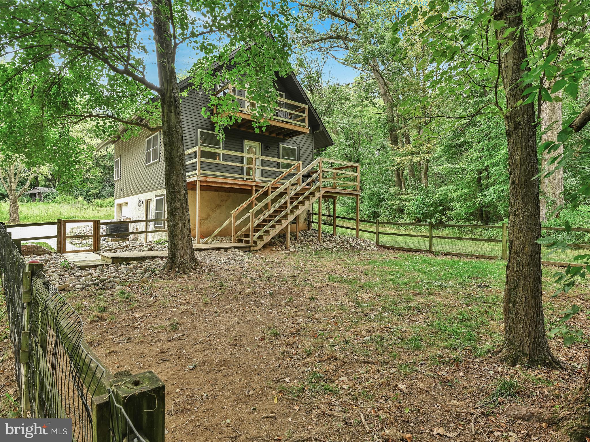 50 Loop Road Quarryville, PA 17566 - Photo 34 of 39 Fenced in yard