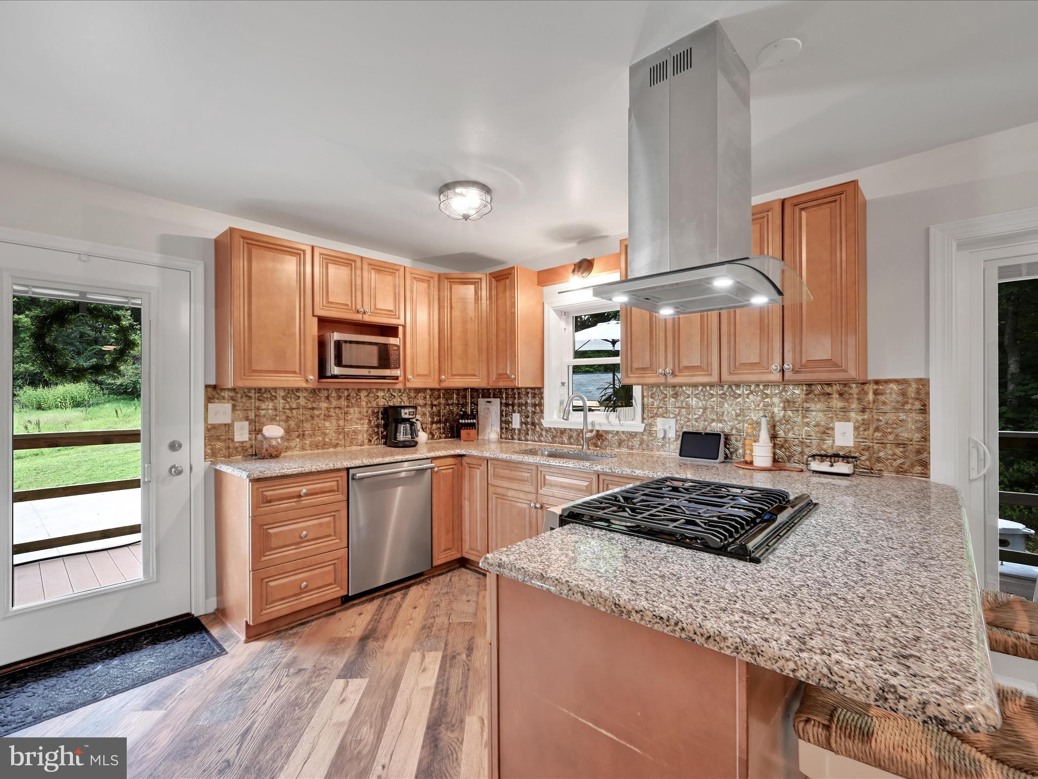 50 Loop Road Quarryville, PA 17566 - Photo 8 of 39 Kitchen