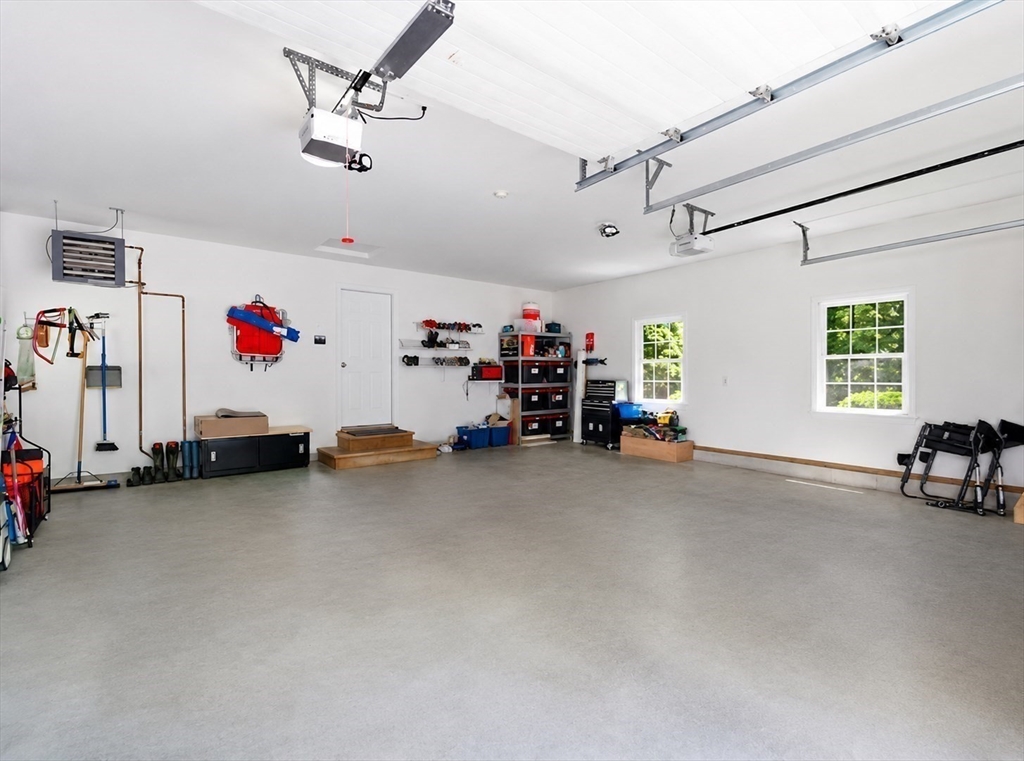 106 Valley Road Southampton, MA 01073 - Photo 12 of 42 Gallery Image 12