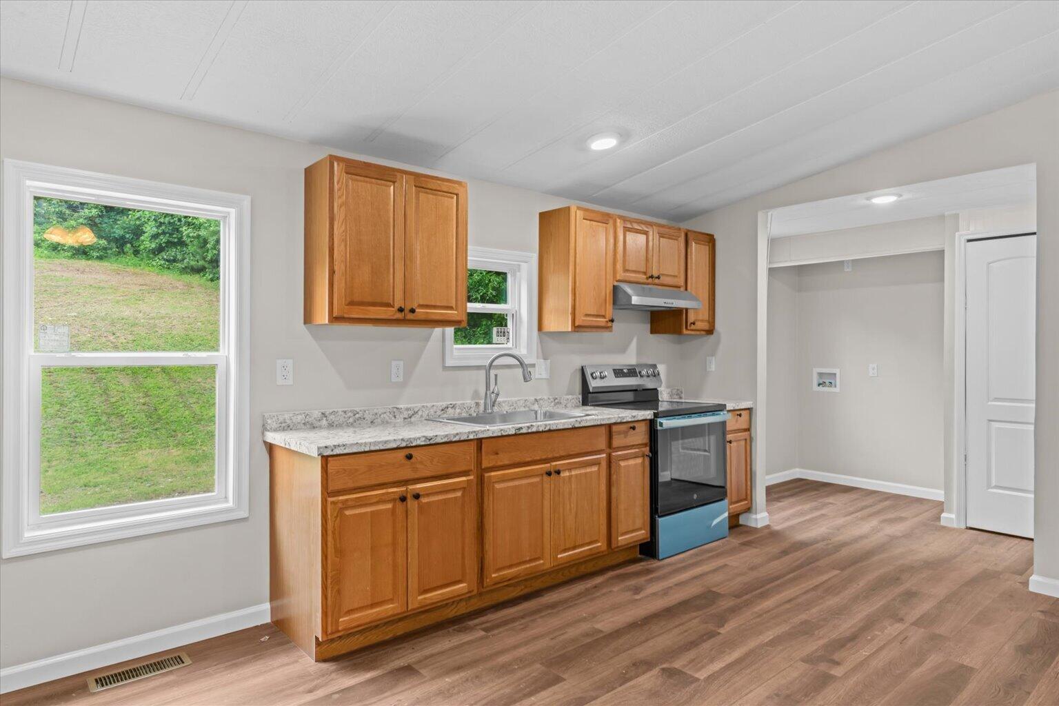 148 Watkins Way Dalton, GA 30721 - Photo 14 of 41 14-DSC03941