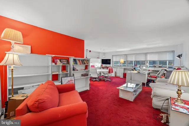 $210,000 | 1900 John F Kennedy Boulevard, Unit 1412, Philadelphia, PA 19103