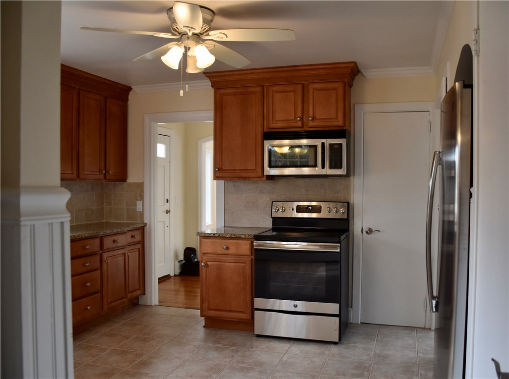 5529 Post Road East Greenwich, RI 02818 - Photo 3 of 16 KITCHEN
