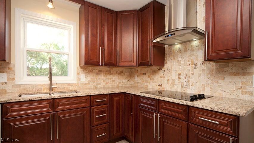 24020 Halburton Road Beachwood, OH 44122 - Photo 9 of 18