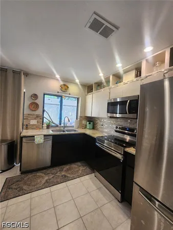 $2,400 | 5873 Wyldewood Lakes Court, Fort Myers, FL 33919