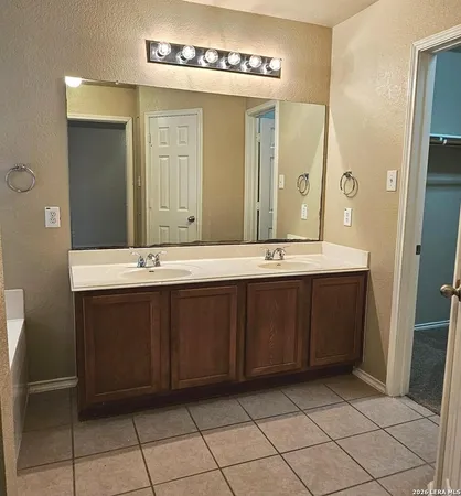 $1,750 | 6605 Sally Agee, Leon Valley, TX 78238