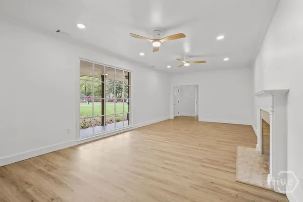 $424,500 | 762 East Bay Street, Jesup, GA 31546