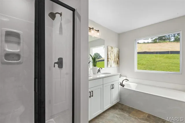 $469,900 | 2 Hickory At Louiselle Park, Maryland Heights, MO 63043