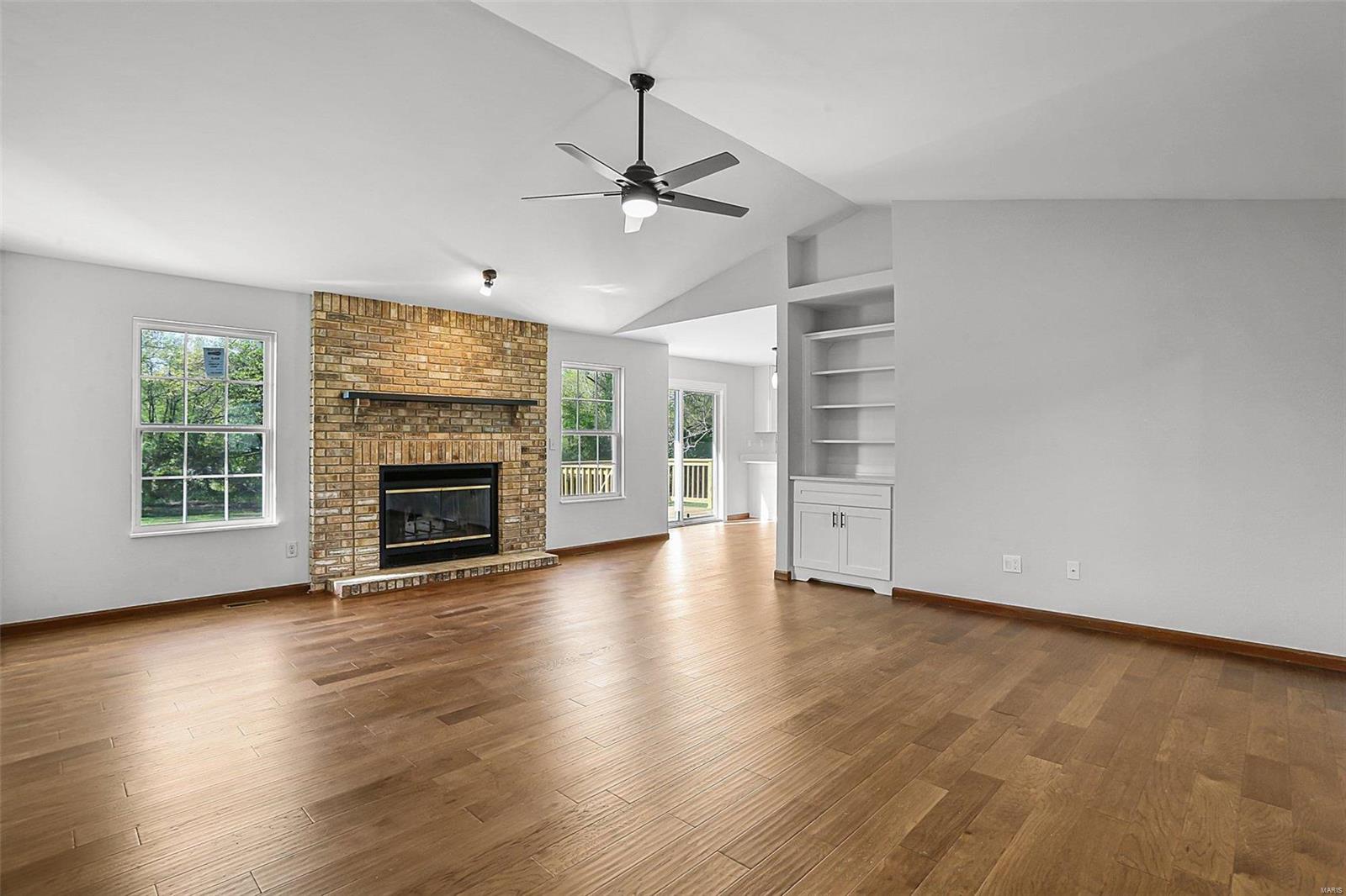 6456 Cedar Ridge Lane Edwardsville, IL 62025 - Photo 7 of 28 Gallery Image 7